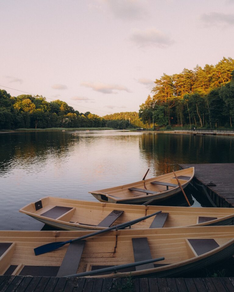 Captain Inn & Suites